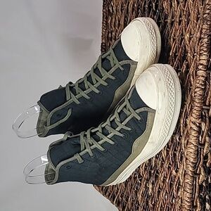 CONVERSE Chuck Taylor All Star 70 Hi Faux Fur Lined Sneak A01399C Men’s Size 8.5